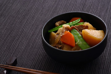 料理 彼女に作ってほしい手料理ランキング第1位!肉じゃがをレシピを全く見ずに作ってみた