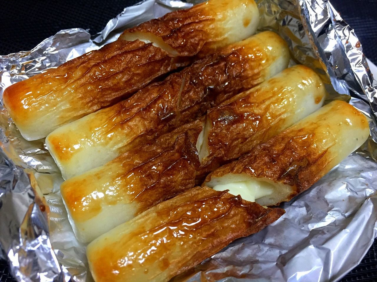 チーズがとろ〜り！「ちくわとさけるチーズ」で作るおつまみレシピフーディストノート