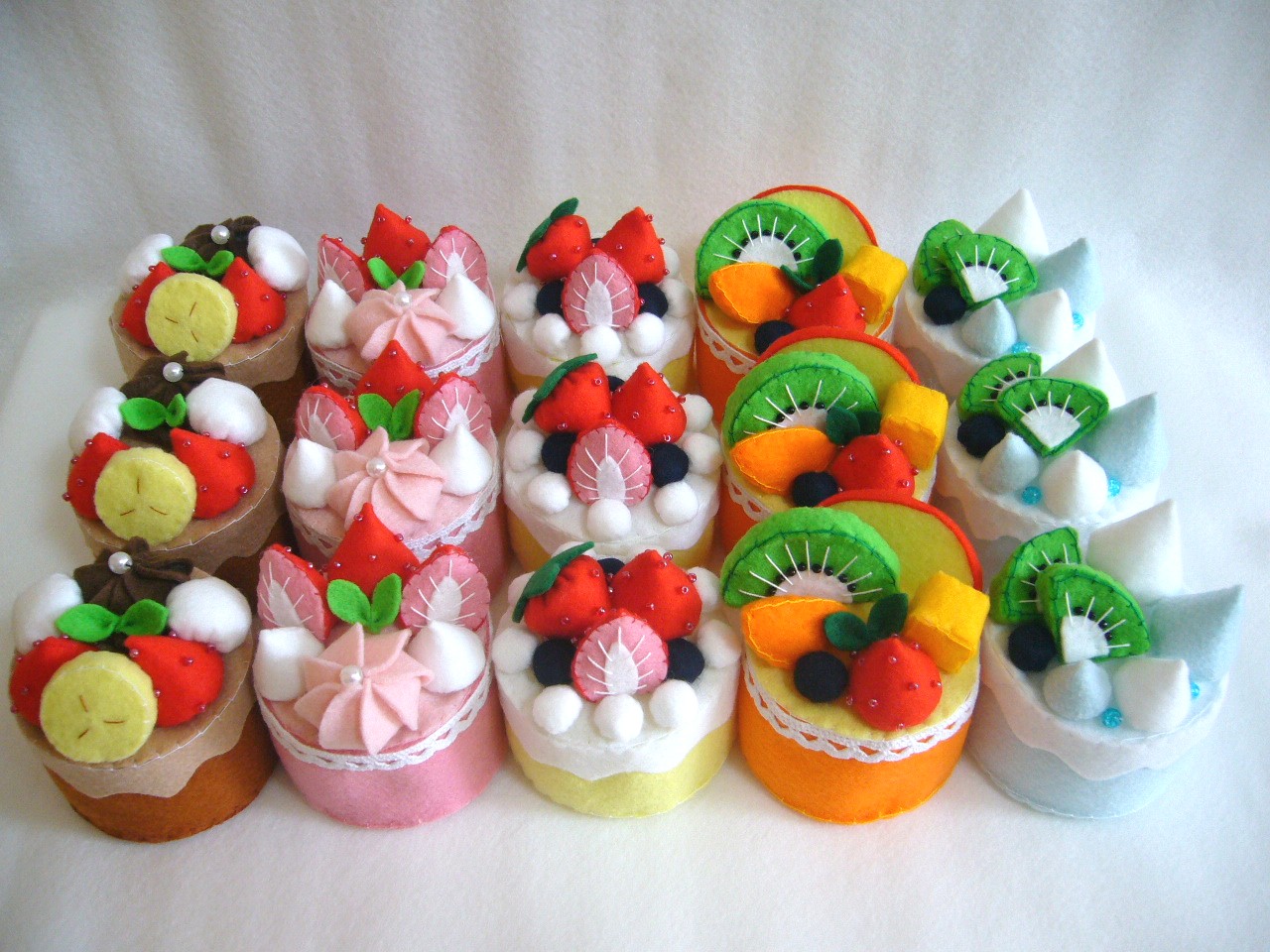 フェルトで作るフルーツタルト 無料型紙＆作り方 手作りおままごと手芸＊あまなつのフェルトキッチン＊