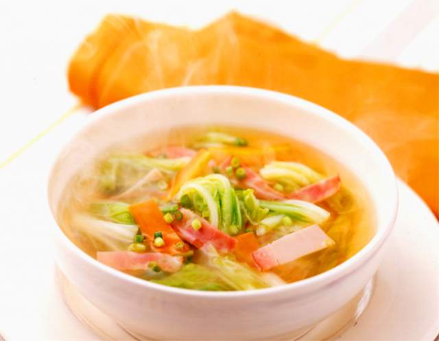 白菜とキノコの和風だしスープ 療養食兼用 by ＰＯＮ'Ｓｔａｂｌｅクックパッド簡単おいしいみんなのレシピが392万品