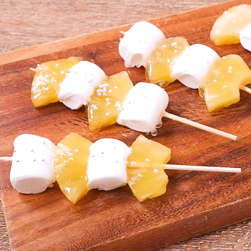 パインアメお菓子ポーチ.*