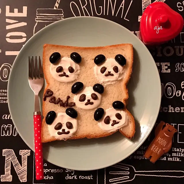 朝から満開♡ めっちゃ簡単にできる「フォトジェニックトーストアート」