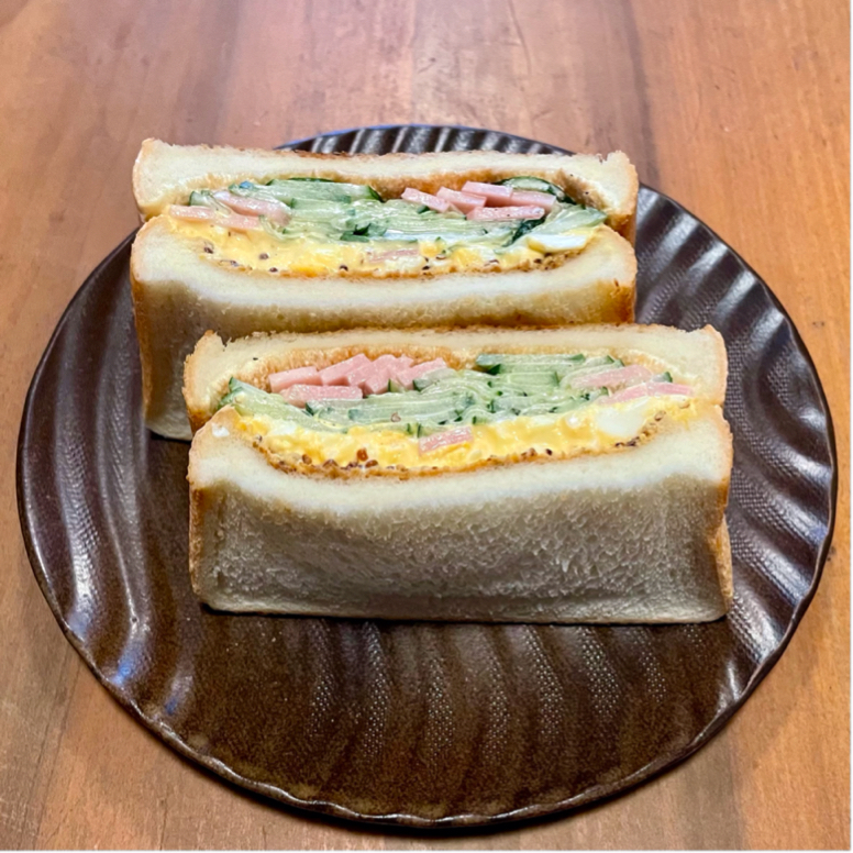 火を使わない」夏の料理。きゅうりと生ハムのサンドイッチのつくり方 料理家・今井真実さん - 天然生活web