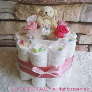 100均で作成！おむつケーキやベビーカー作品画像