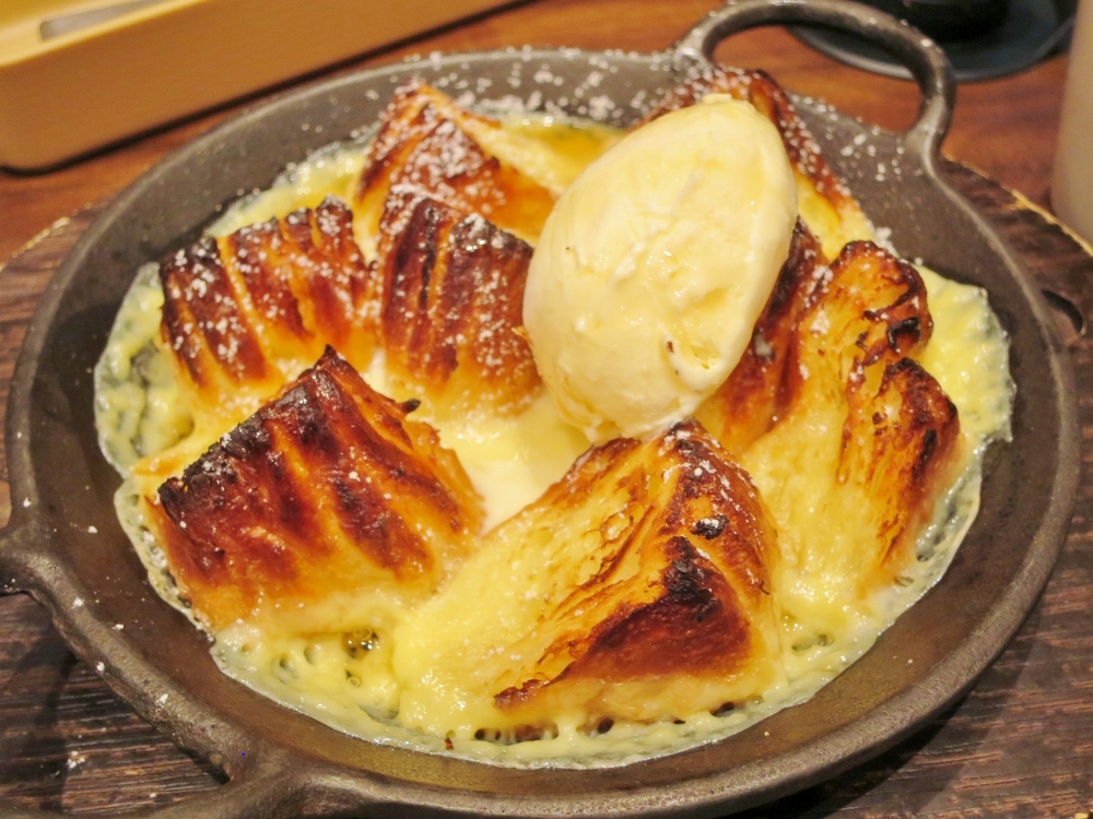 ジョナサン の数量限定フレンチトースト＆いちごのデザート♪あやめCafe