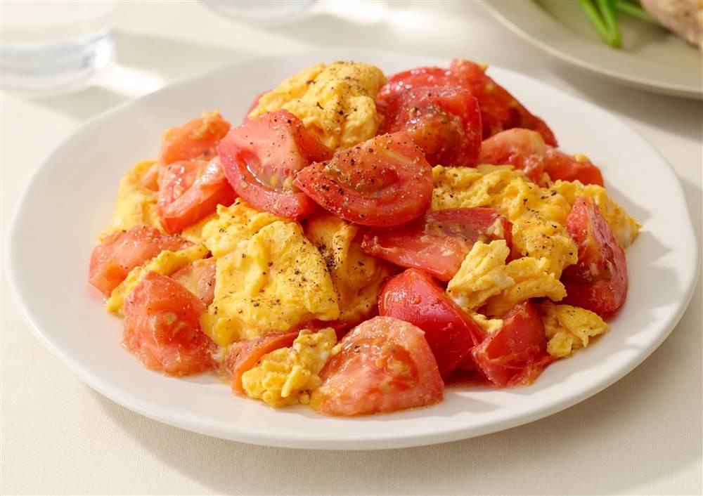 発酵マヨネーズでつくる“絶品”たまご料理「ウフマヨ」のつくり方。植物性マヨネーズと豆乳のソースでやさしい味わい榎本美沙の発酵暮らし - 天然生活web