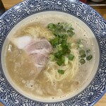 焼き立てカヌレが味わえる恵比寿のお菓子工房はチェック済み？行列必至のカフェはプレオープン中の今が狙い時 - isuta イスタ-私の“好き”にウソをつかない