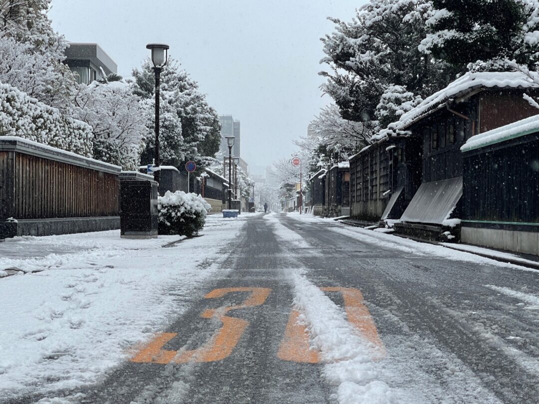 名古屋で観測史上 最も遅い初雪を観測