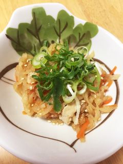 白だしで優しいお味♪切り干し大根の煮物