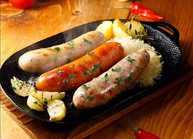 毎日食べても飽きる心配なし！ソーセージ8種類全部盛り_2239Rdショッピングふるさと納税百選