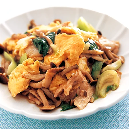 チンゲン菜と豚肉の卵あん炒め