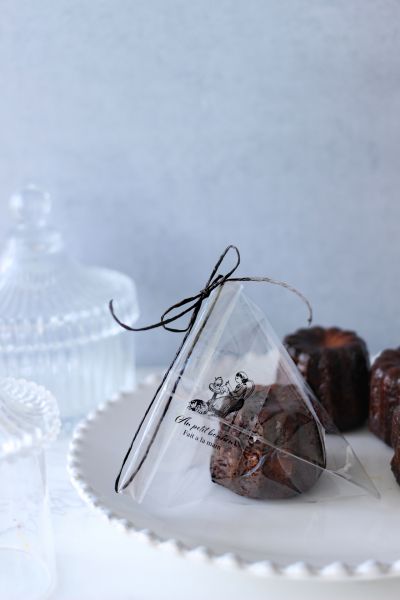 苺のカヌレのラッピングラッピングcotta＊コッタ