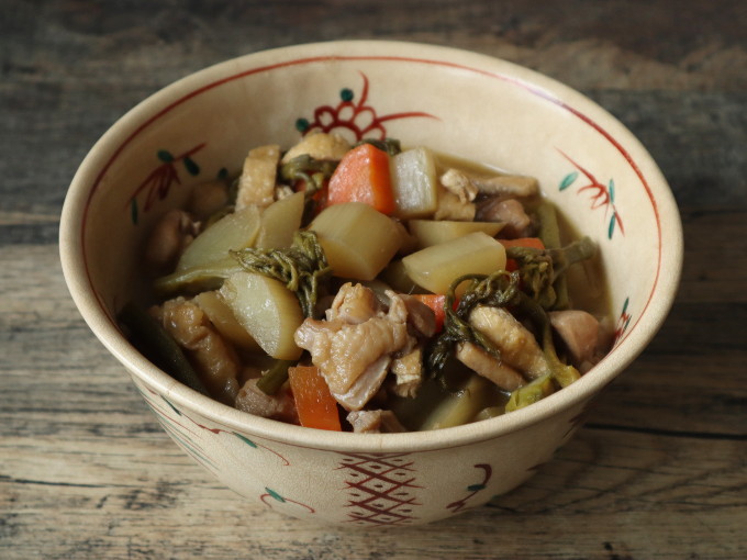 わらびと薄揚げの煮物 わらびのアク抜きの方法もご紹介クラシル