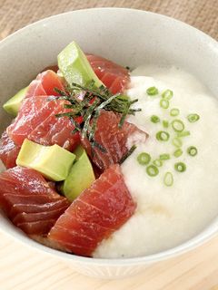 天然鮪とアボカドのとろろどんぶり │ 仙台PARCO-パルコ