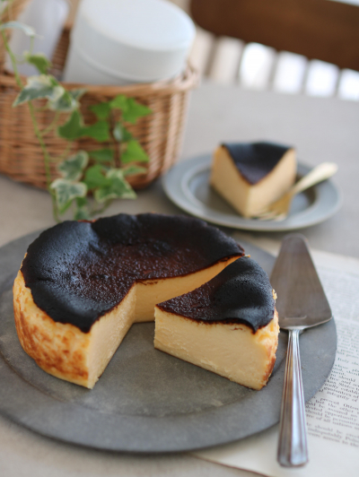 バスクチーズケーキ