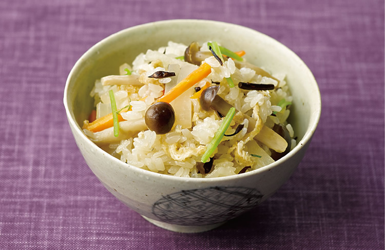 炊き込みごはんに合うおかず！かんたんレシピ15選暮らしのクリップ