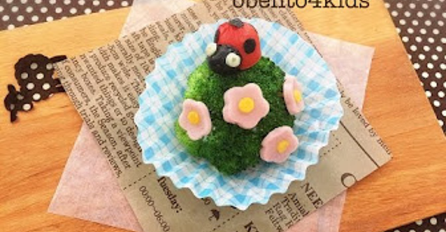 カラフル小物が並んだ雑貨屋さん○バッグ型ポーチ ポーチ 乙女曜日 通販 8430721Creema クリーマ