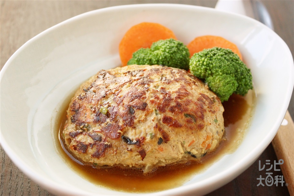 プロ考案。ソースから作る煮込みハンバーグのレシピとコツ