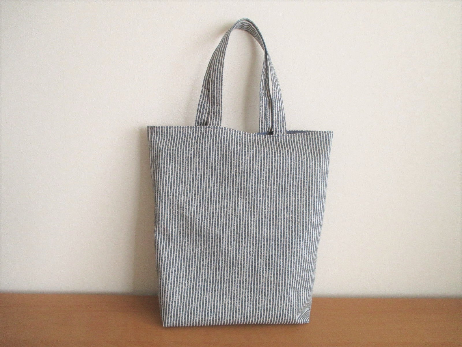 エコバッグの作り方紹介!手縫いで折り畳み式 底にマチ、裏地ありころころブログ