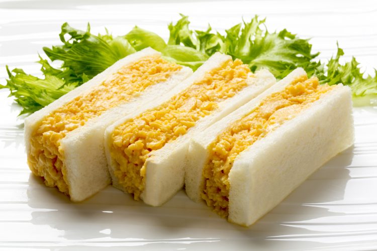 基本からアレンジまで！思わずつくりたくなる「お昼ごはん たまご丼」のレシピ集クックパッド