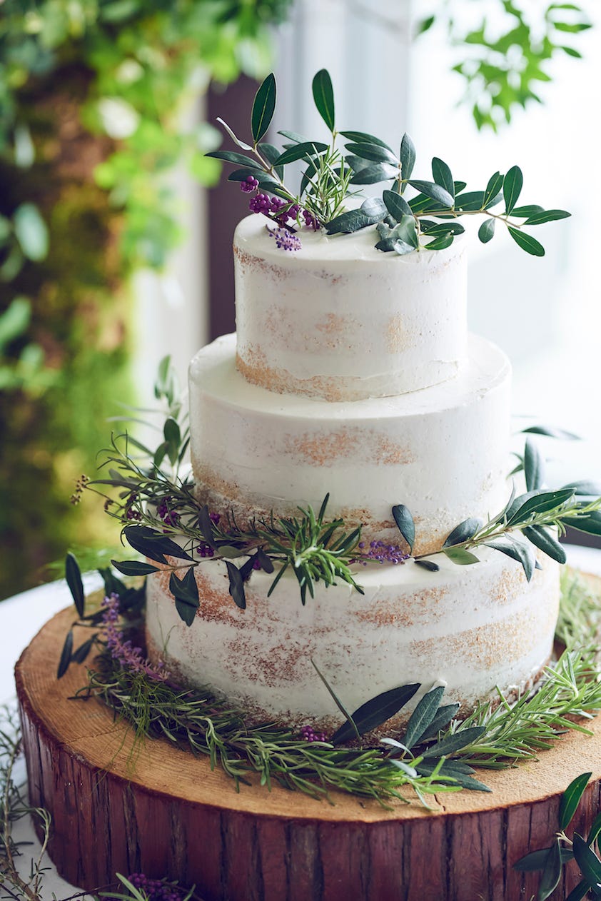 正方形 3段いちごウェディングケーキ 株式会社Cake.jpCake.jp