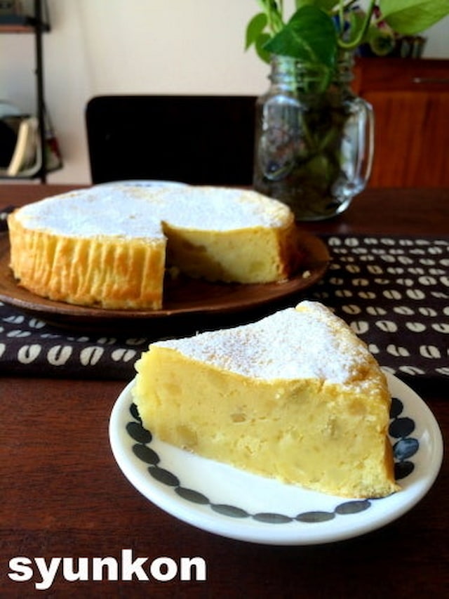 レンジで納豆チャーハン風＜材料 1人分 ＞ 納豆 1パック 45g卵 1個 ごま油 大さじ1 ご飯 茶碗1杯 150g顆粒鶏ガラスープの素小さじ1 しょうゆ 小さじ1 塩 適量 こしょう 適量 刻みねぎ 適量 ＜作り方＞ 1.納豆は付属のたれを加えて混ぜる。 2.耐熱容器に卵を