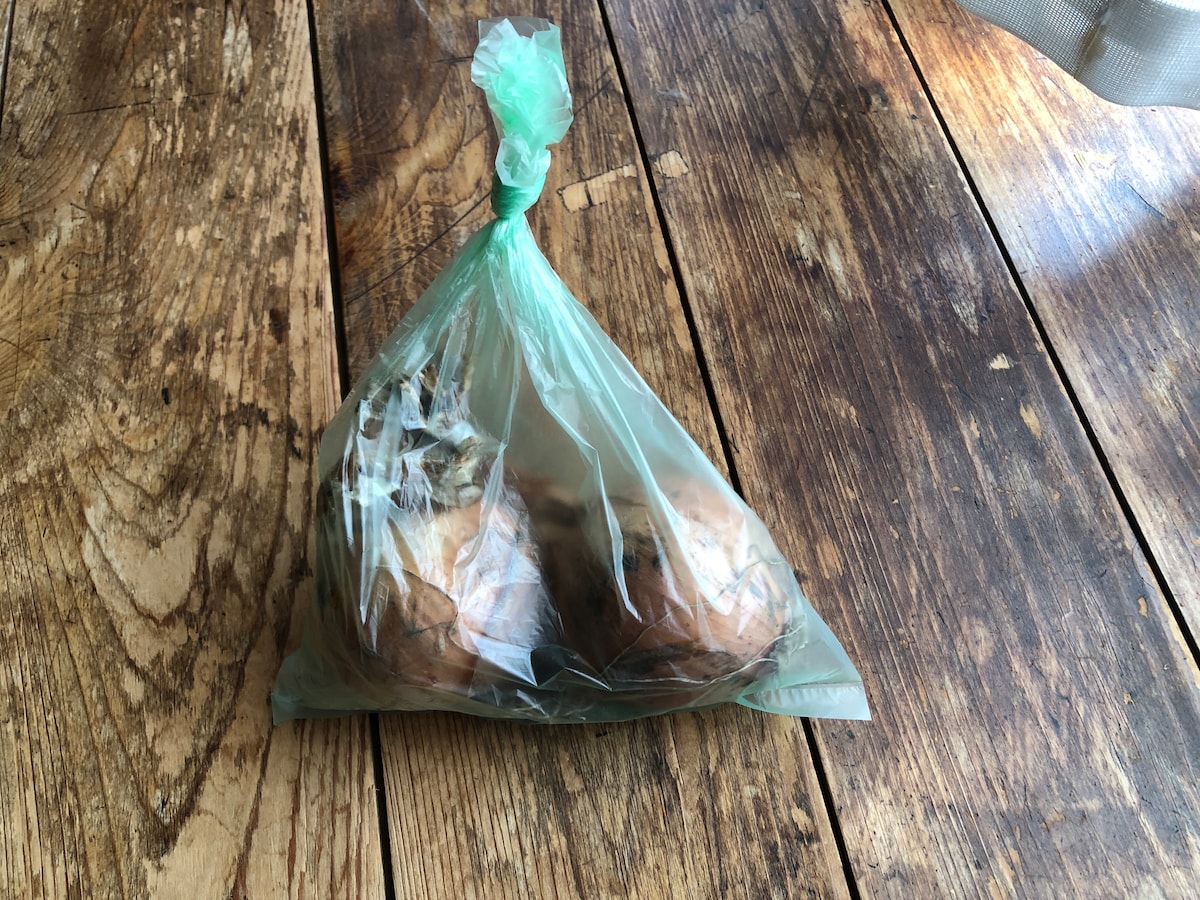 100均セリア じゃがいもの保存袋選び。通気性の良い不織布袋?麻袋? 野菜の保存- 小庭菜園〜自然農法でやさい作り