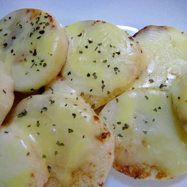 基本からアレンジまで!思わずつくりたくなる「山芋 チーズ フライパン」のレシピ集クックパッド