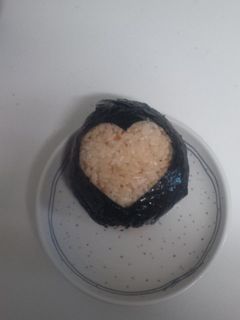 5つのコツで失敗知らず! 冷ご飯で作る「カリカリ焼きおにぎり」 今日の時短ごはん Vol.50- E・レシピ 1 2ページ