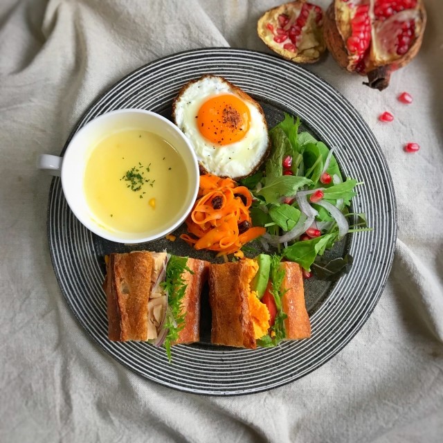 盛り付けひとつでこんなに変わる！簡単でおしゃれな「ワンプレート」の作り方Carstayの情報発信メディアVANLIFE JAPAN