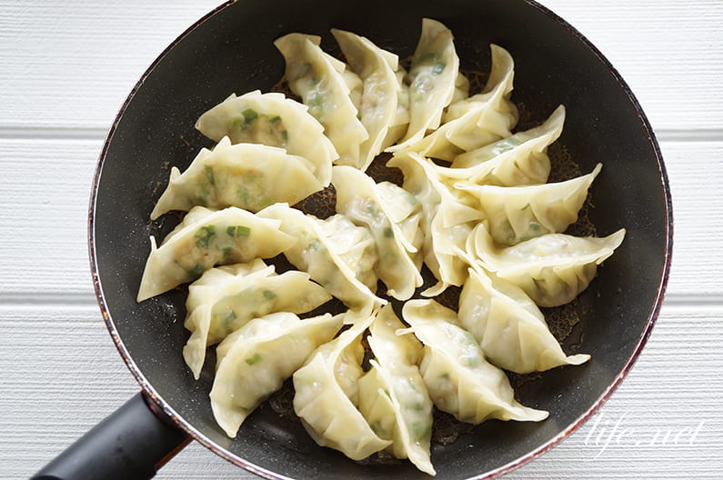 スッキリ！！栗原はるみ先生の 羽つきエビ入り餃子 レシピ : 三ツ星主婦の「簡単！料理レシピ」