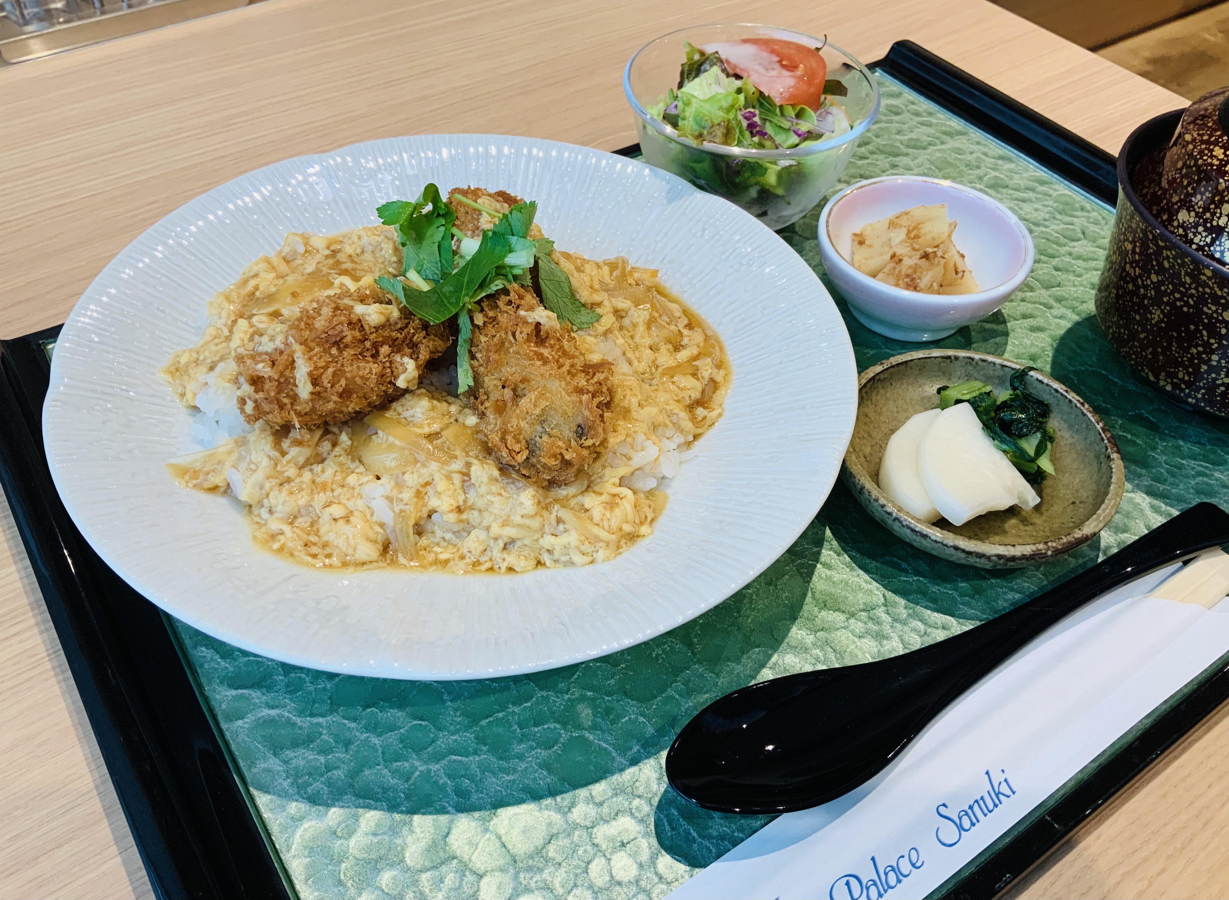 ASCII.jp:なか卯、大粒カキフライと卵の「牡蠣とじ丼」