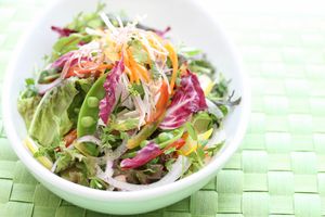 温野菜のサラダ 帆立貝添え ～ピリ辛胡麻だれソース～しゃぶしゃぶ・すき焼き ざくろ 銀座店東京 銀座