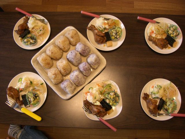 夜ご飯 友達と作るTikTok