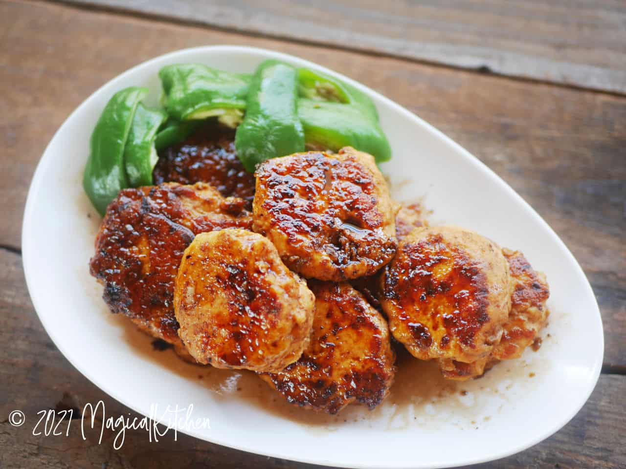 鶏肉の部位3種をブレンドした「鶏のつくね」の作り方