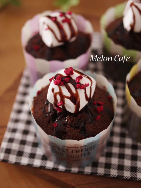 バレンタインはシンプルに!極旨♡チョコカップケーキChocolate Cupcakes