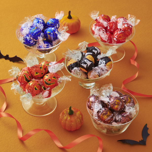 全国送料無料☆リンツ リンドール チョコレート 9種類62個 ストロベリークリーム＆抹茶入り