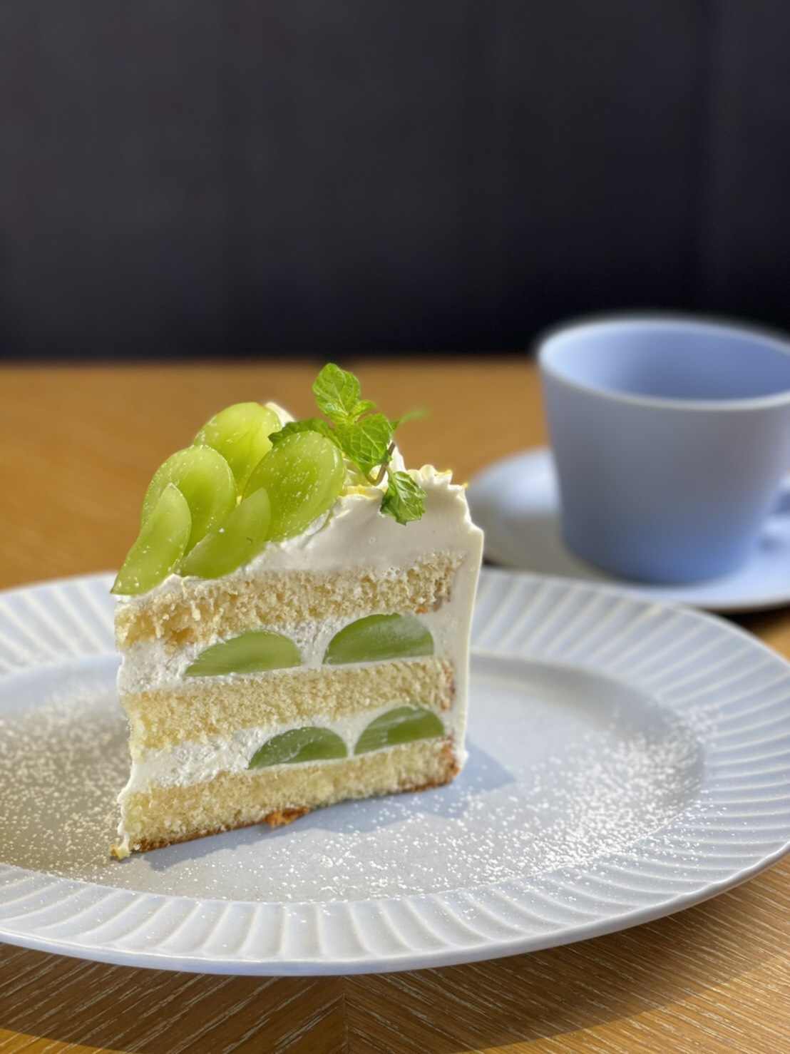 シャインマスカットケーキ