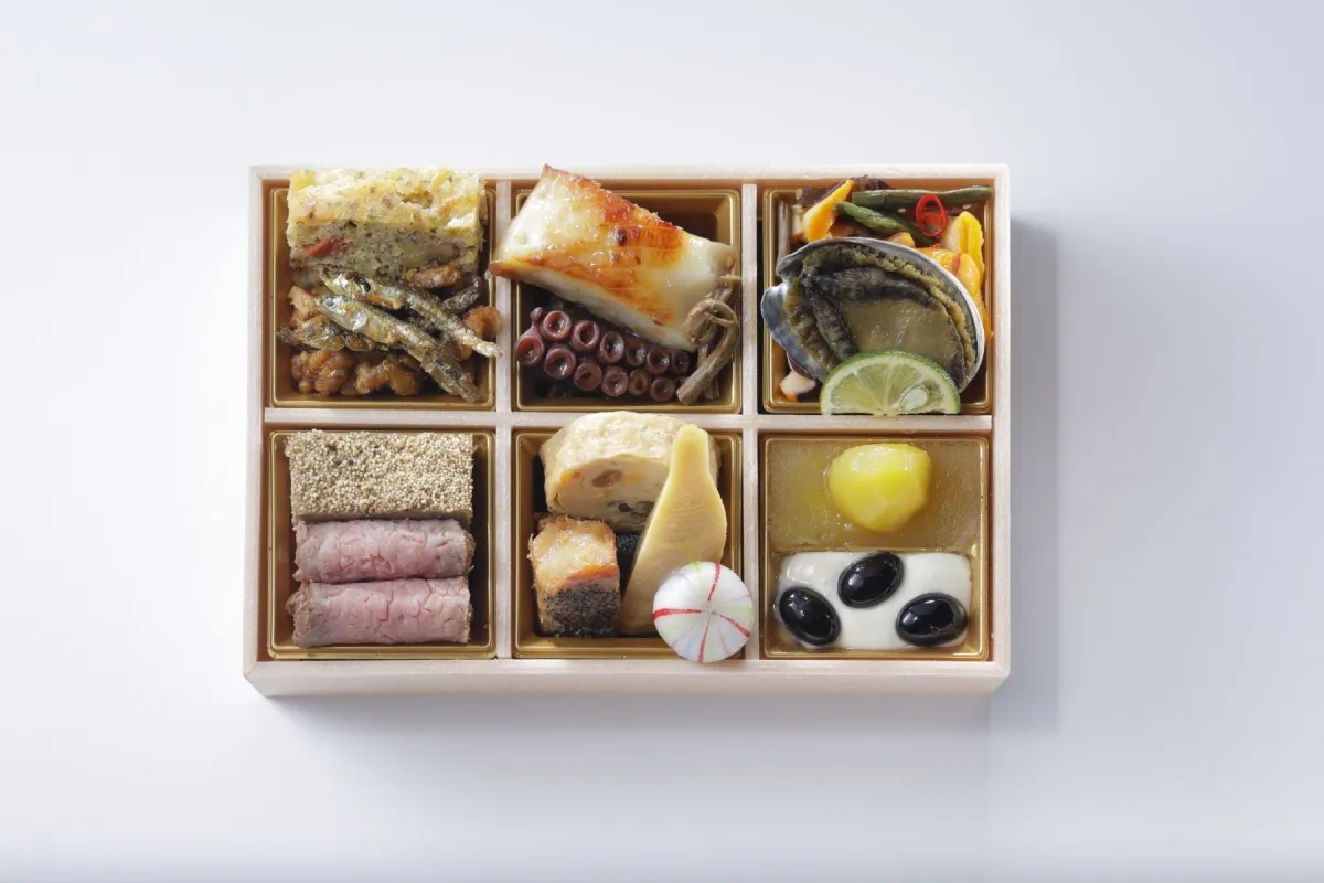 2023年 大丸福岡天神店おせちオンライン注文～家族ですごす、楽しいお正月。大丸から、お正月の笑顔をお届けします～株式会社 大丸 松坂屋百貨店のプレスリリース