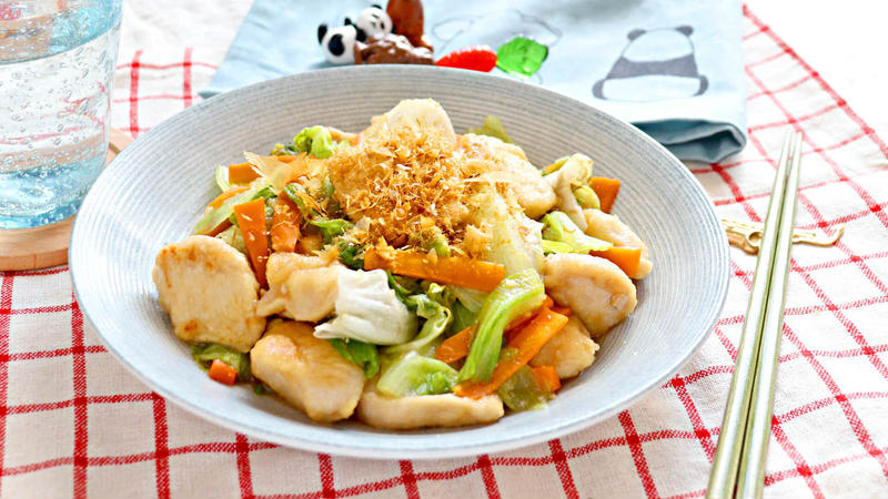 鶏むね肉とレタスのとろみ炒め