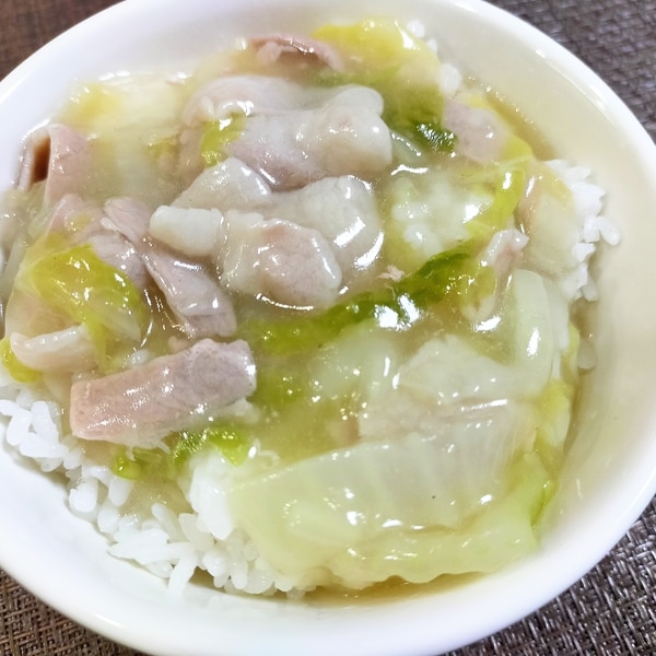 豚こま白菜の無水中華丼 白菜1 4玉ペロリと消費♡