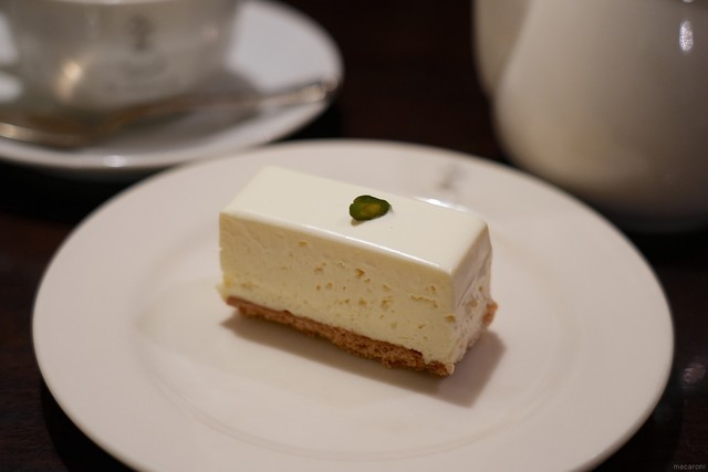 しろたえ@赤坂のレアチーズケーキはお持たせにオススメ！フードアナリスト愛の東京グルメ食べ歩きブログ