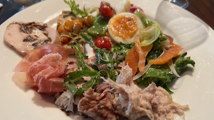 ショッピング&レストラン東京・六本木オールデイ ダイニング フレンチキッチンDMO六本木