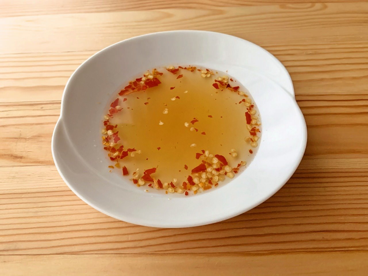 タイ料理の味の秘密!スイートチリソースの魅力と使い方HAPPY THAILAND