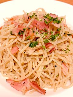 簡単!!ベーコンとしめじのペペロンチーノ