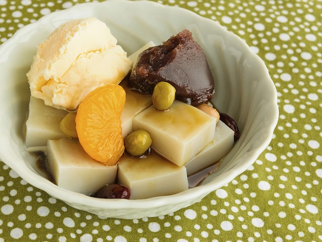 たった10分でプロの味ってすごない？ めっちゃ簡単な本格「抹茶葛餅」の作り方