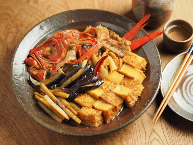 旨魚料理 アコウダイのあら煮: まるかつ水産 ～旬の旨い魚を自前調達～