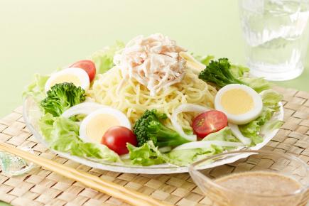 チーズたっぷり!ラーメンサラダレシピ森永乳業の乳でひろがる!アイデアレシピ森永乳業株式会社