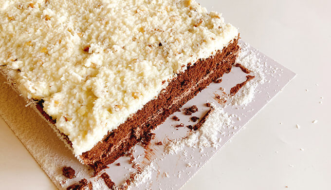 コストコ 夏におススメ！沖縄発あの！チョコココナッツケーキKarinオフィシャルブログ「Karin Diaryカレーとパフェとカフェと 」Powered by Ameba