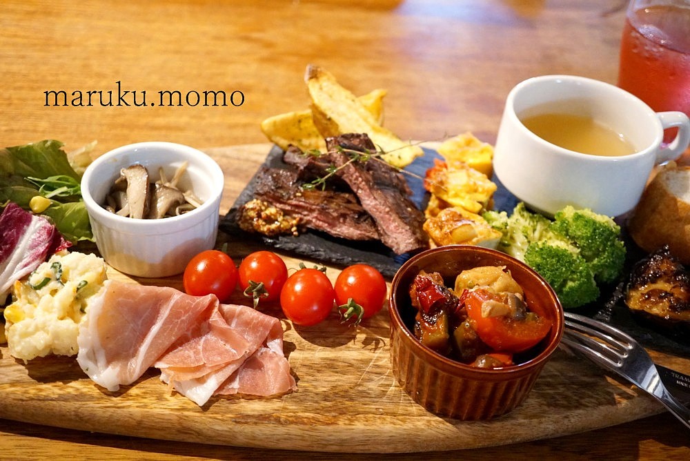 トロけるお肉♪ローストビーフ丼の盛り付け・食べ方レシピ北海道へ行こう